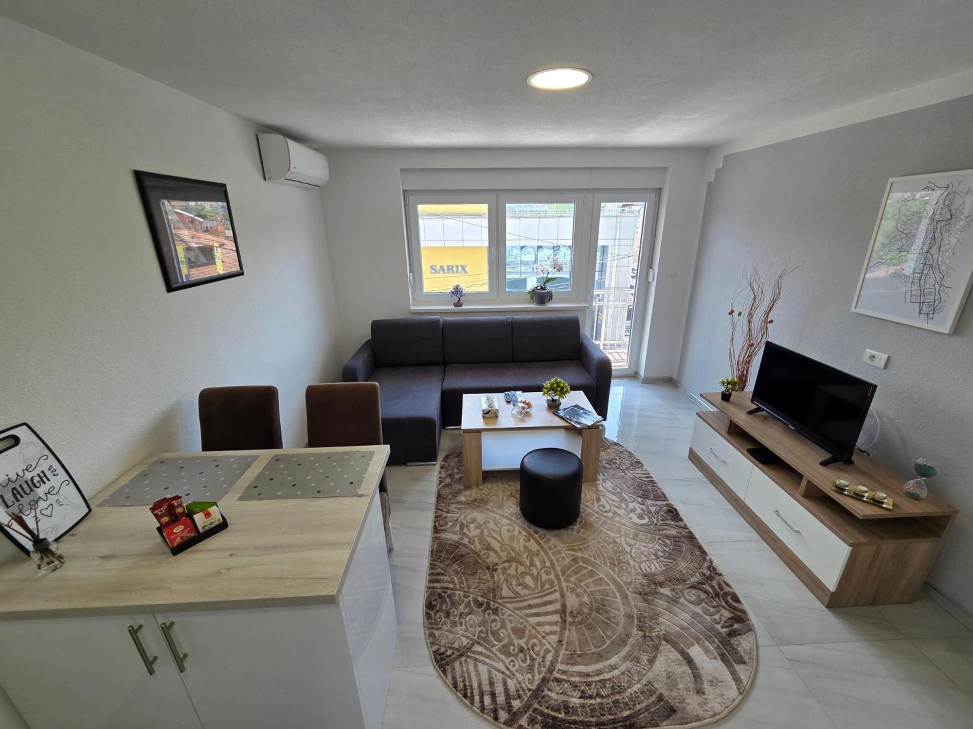 Pulse Apartment *